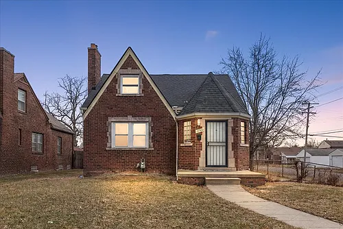 10500 Somerset Ave Photo 1