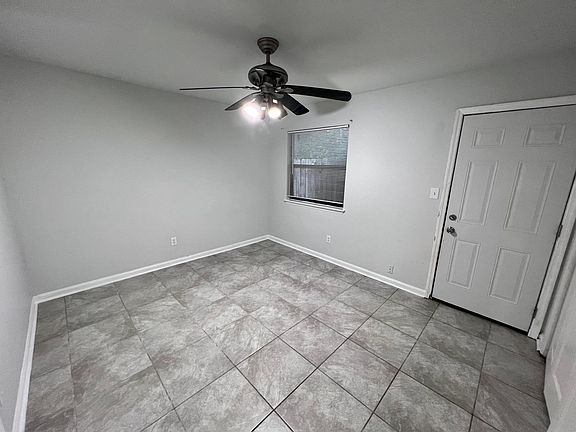 5th image of 2259 Sandpiper St