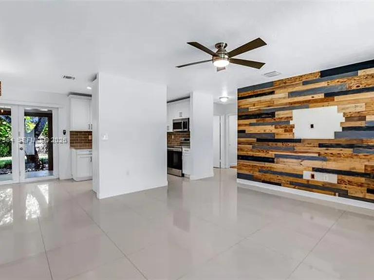 9841 Dominican Dr #9841 — Photo 7