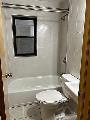 3rd image of 46 Delancey St #1D