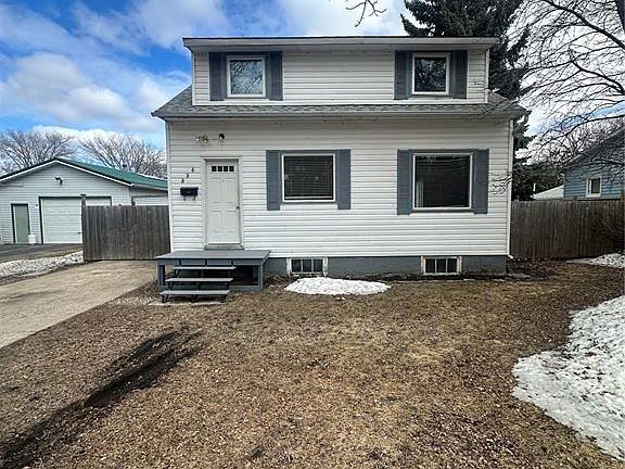 2nd image of 336 Mary STREET