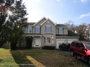 9 Orchid Ln, Barnegat, NJ 08005