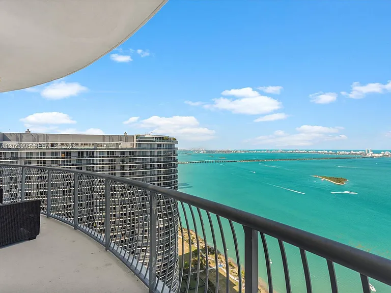 1750 N Bayshore Dr #5601 — Photo 27