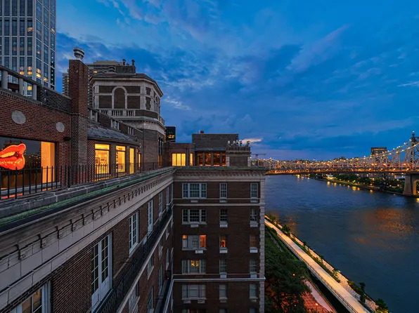 1 Sutton Place South image 24 of 25