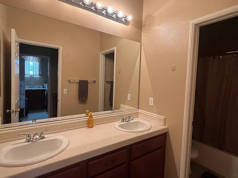 912 Mira Lago Way — Photo 18
