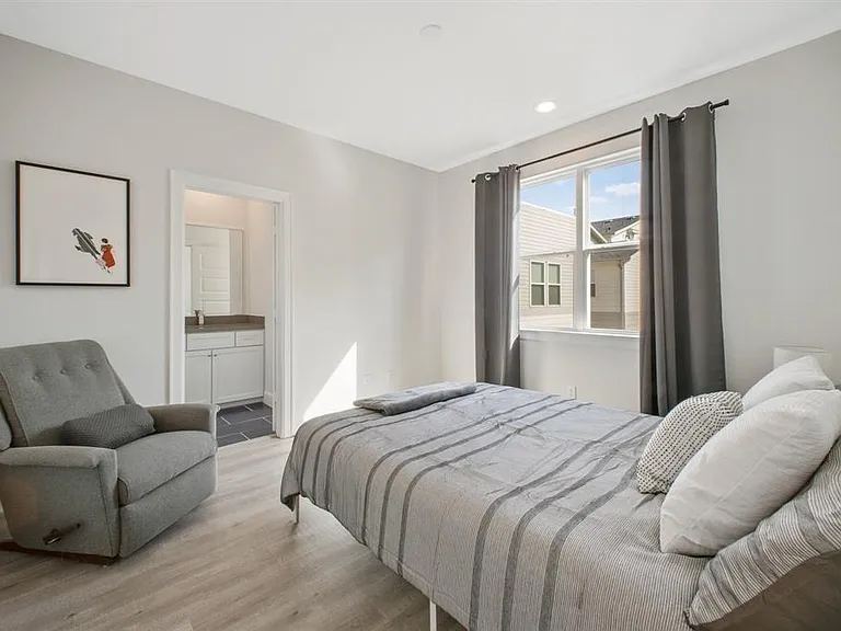 2716 Eado Edge Ct — Photo 13