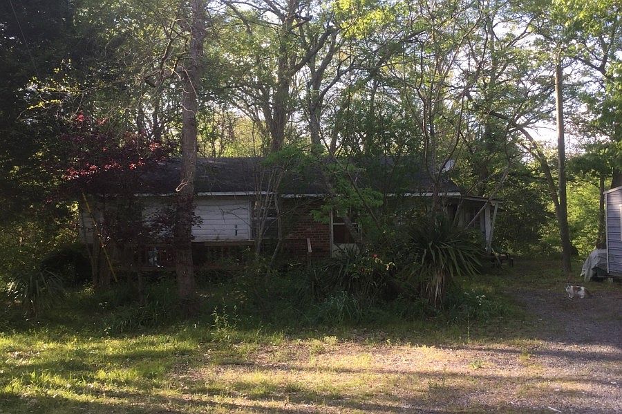 1st image of 126 French Creek Cir