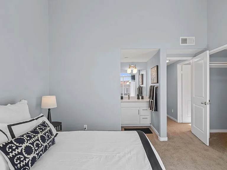 River Ranch Townhomes & Apartments — Photo 118