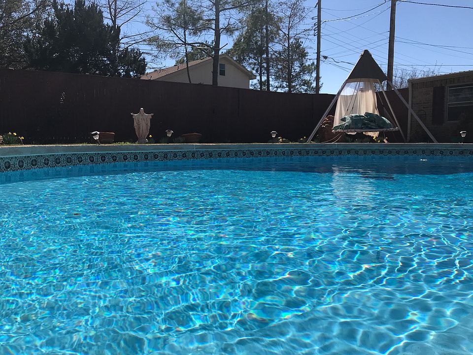 1st image of 3971 Lakeside Dr