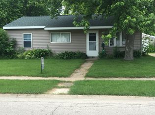 617 Fairlane Ave, Dekalb, IL 60115