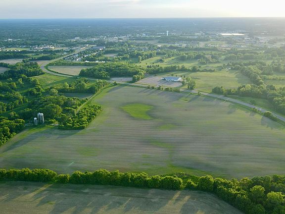 3rd image of 1300 Heritage Blvd NE