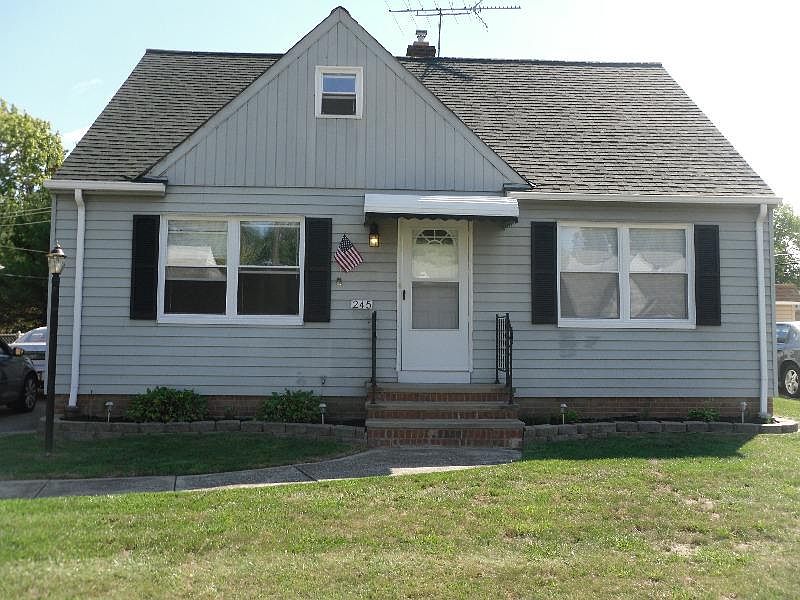1st image of 245 E 264th St