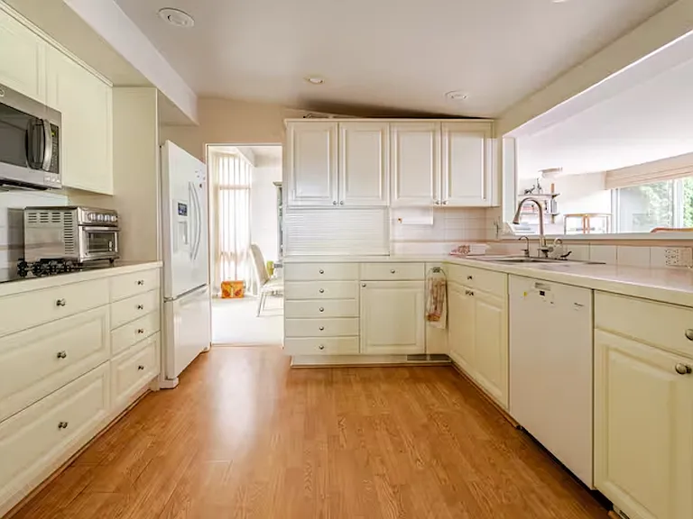 5041 Lake Washington Blvd S — Photo 20