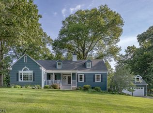 19 Oak Ridge Rd, Basking Ridge, NJ 07920