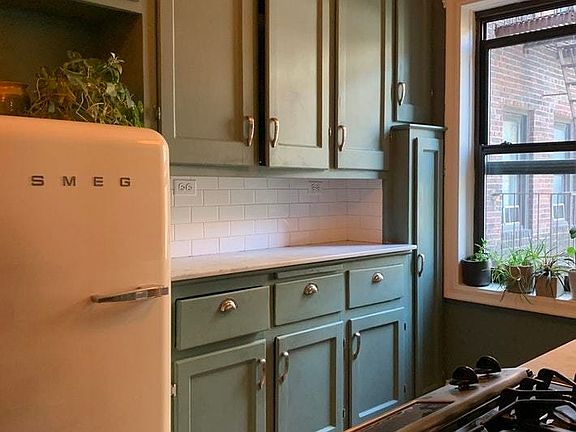 5th image of 504 Grand St APT D31