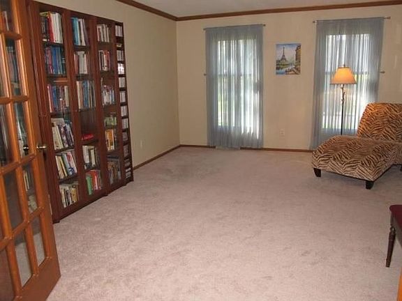 Spacious living room!