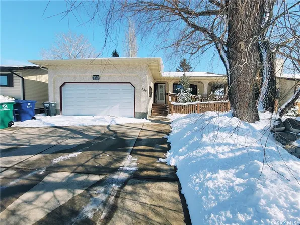 330 Adolph CRESCENT, Saskatoon, SK S7N 3K1