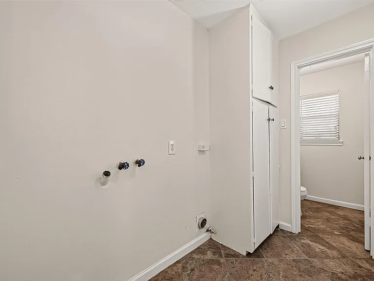 12411 Pinerock Ln — Photo 43
