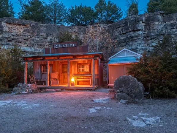 20615 Table Rock Ridge Road, Shell Knob, MO 65747