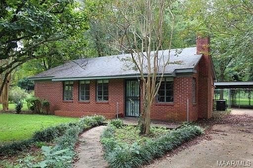 1st image of 961 Parkwood Ct