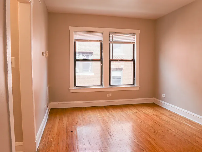 2625 N Spaulding Ave #2W — Photo 1