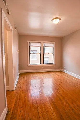 2625 N Spaulding Ave #2W Photo 1