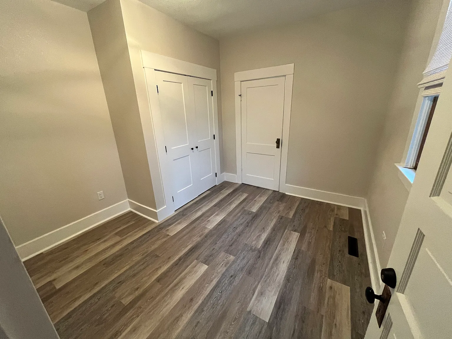 1 bed, 250 sqft, $650 — Photo 1