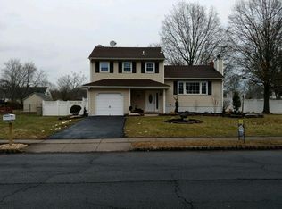 32 Seward Ave, Piscataway, NJ 08854