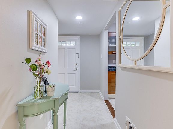 4th image of 14371 Saint Germain Dr