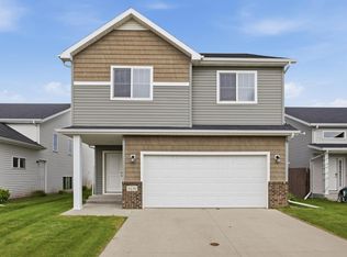 4134 14th Ave S, Moorhead, MN 56560