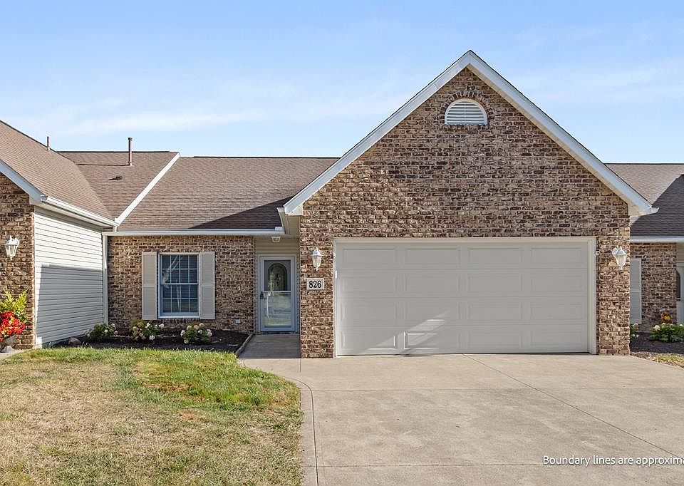 1st image of 826 Oakbrook Dr