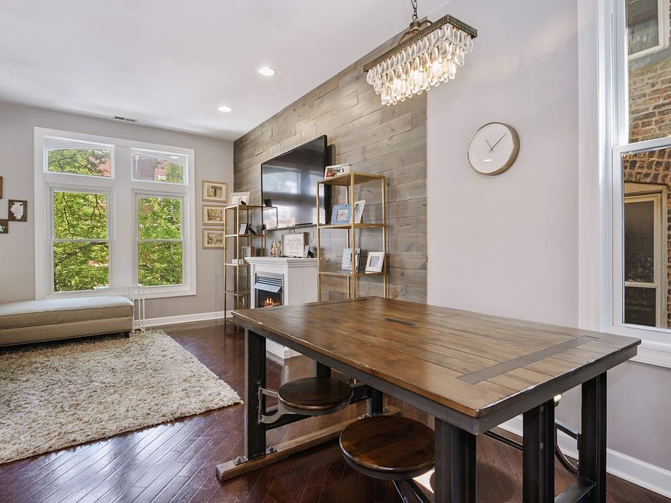 Living Room / Dining Room