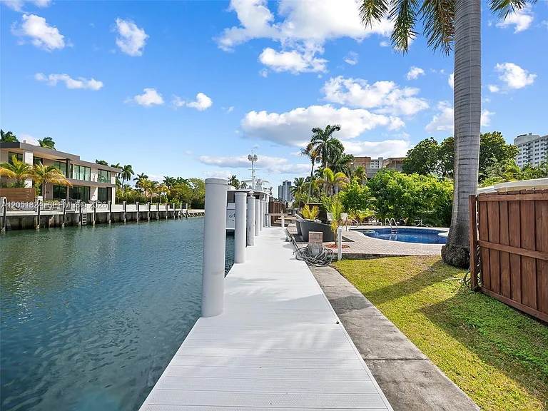 2301 E Las Olas Blvd — Photo 63