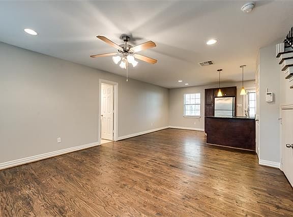3rd image of 4749 Bradford Dr #4749A