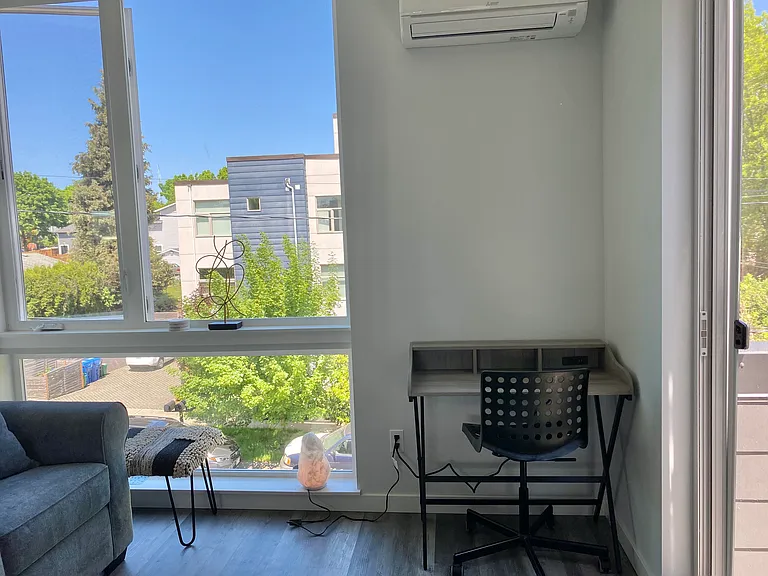 2521 S Washington St — Photo 23