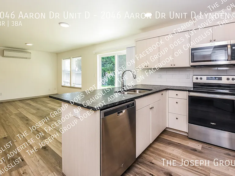 2046 Aaron Dr #D — Photo 7