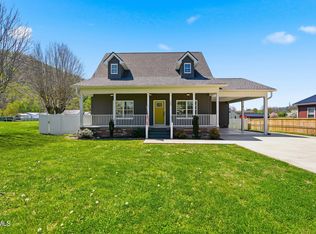 162 Starlight Dr, Elizabethton, TN 37643