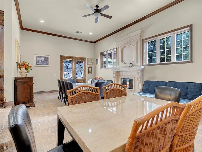 264 Crestview Dr — Photo 19