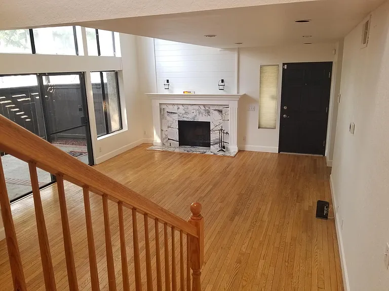 3601 Loggers Ln — Photo 11