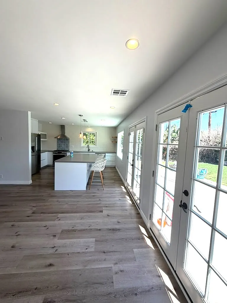 4 bed, 1450 sqft, $4,450 — Photo 3
