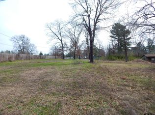 244 Woodpecker Rd, Gladewater, TX 75647