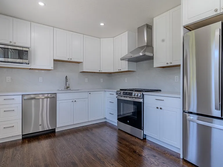 12 Cadiz Ct — Photo 7