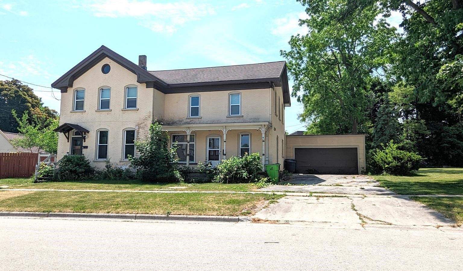 53 Lincoln St, Chilton, WI 53014 MLS 50276403 Zillow