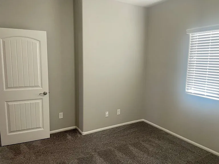 8365 S Pioneer Way — Photo 34