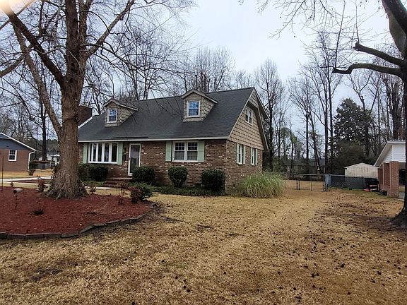 3rd image of 1108 Hendricks Ave