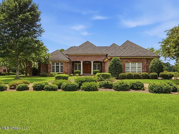 2nd image of 134 Lake Hill Dr