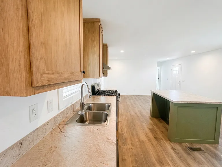2627 S Lamb Blvd #233 — Photo 4
