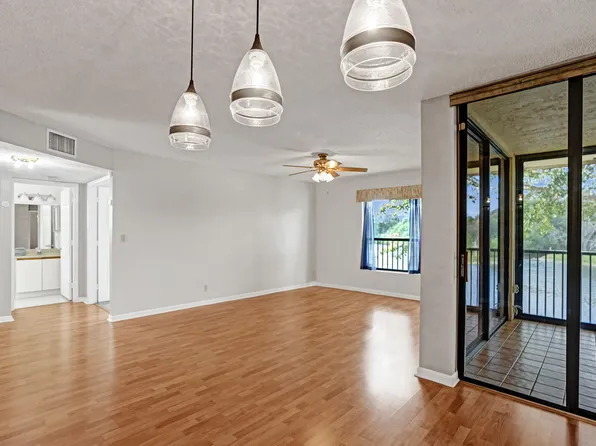 2541 N Carambola Circle #1832, Coconut Creek, FL 33066