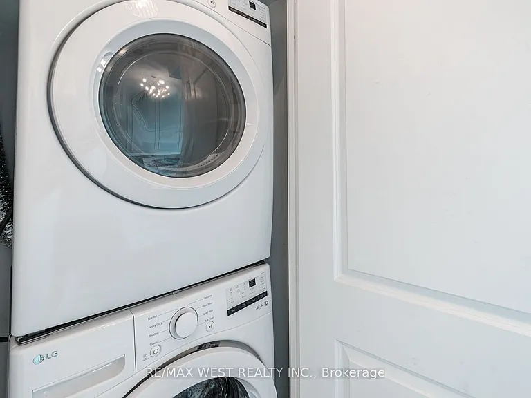 215 Sherway Gardens Rd #212 — Photo 11