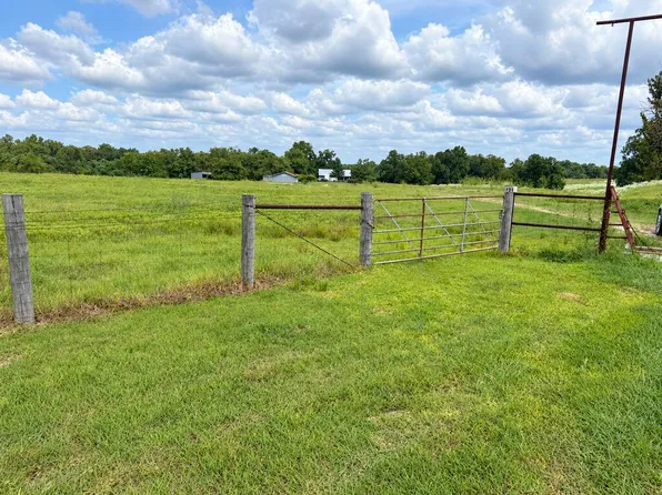 7319 State Highway 6, Navasota, TX 77868
